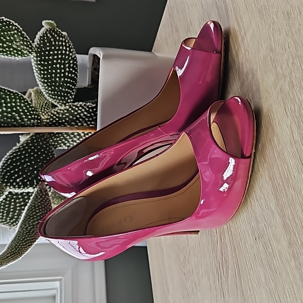 Theory Patent leather Open Toe Heels